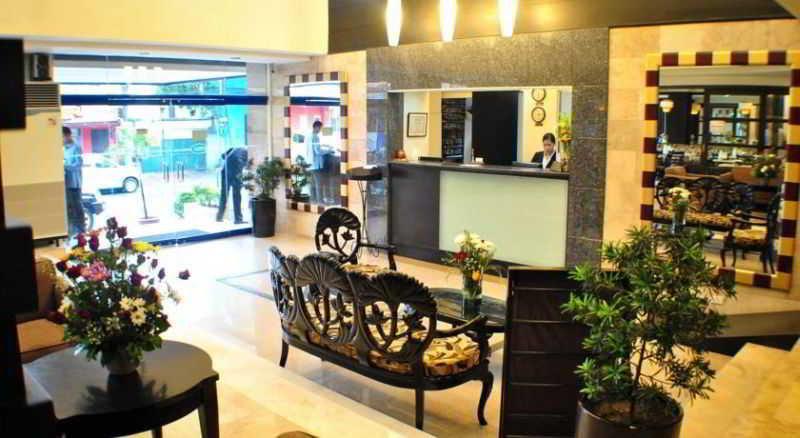 Fersal Hotel Malakas, Quezon City Cidade Quezon Exterior foto