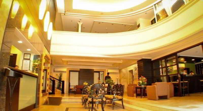 Fersal Hotel Malakas, Quezon City Cidade Quezon Exterior foto