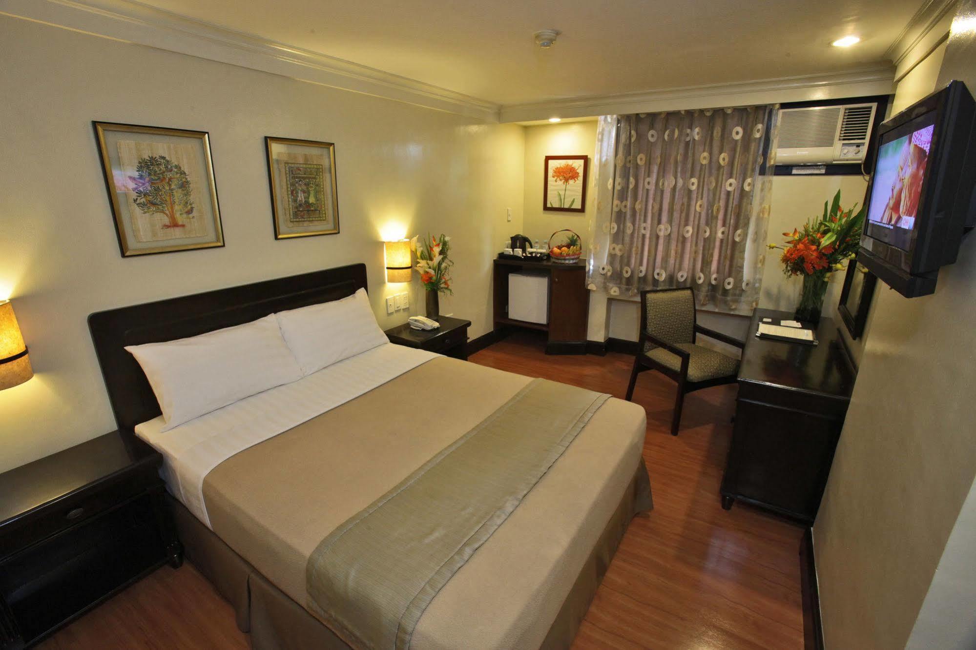 Fersal Hotel Malakas, Quezon City Cidade Quezon Exterior foto
