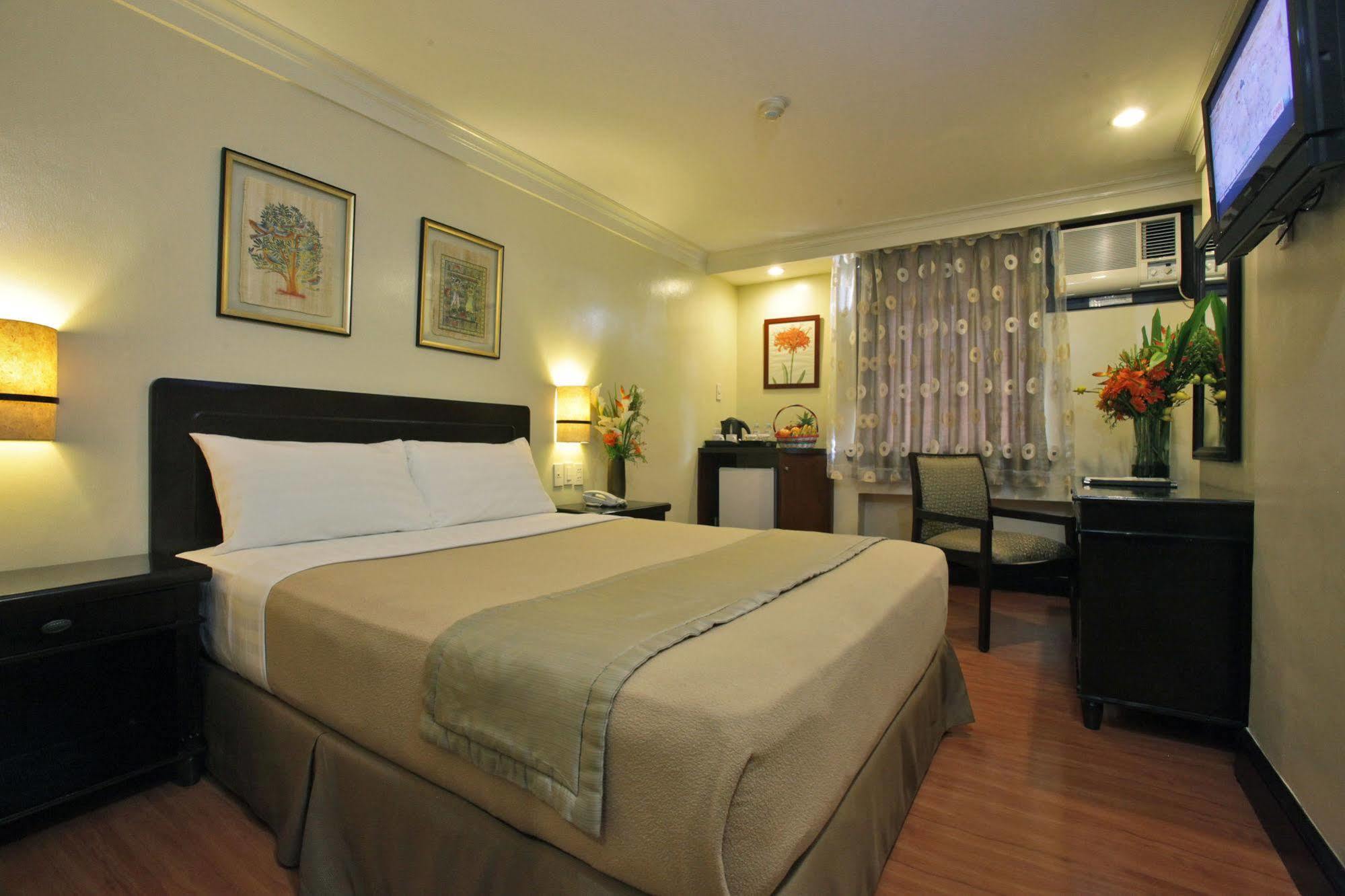 Fersal Hotel Malakas, Quezon City Cidade Quezon Exterior foto