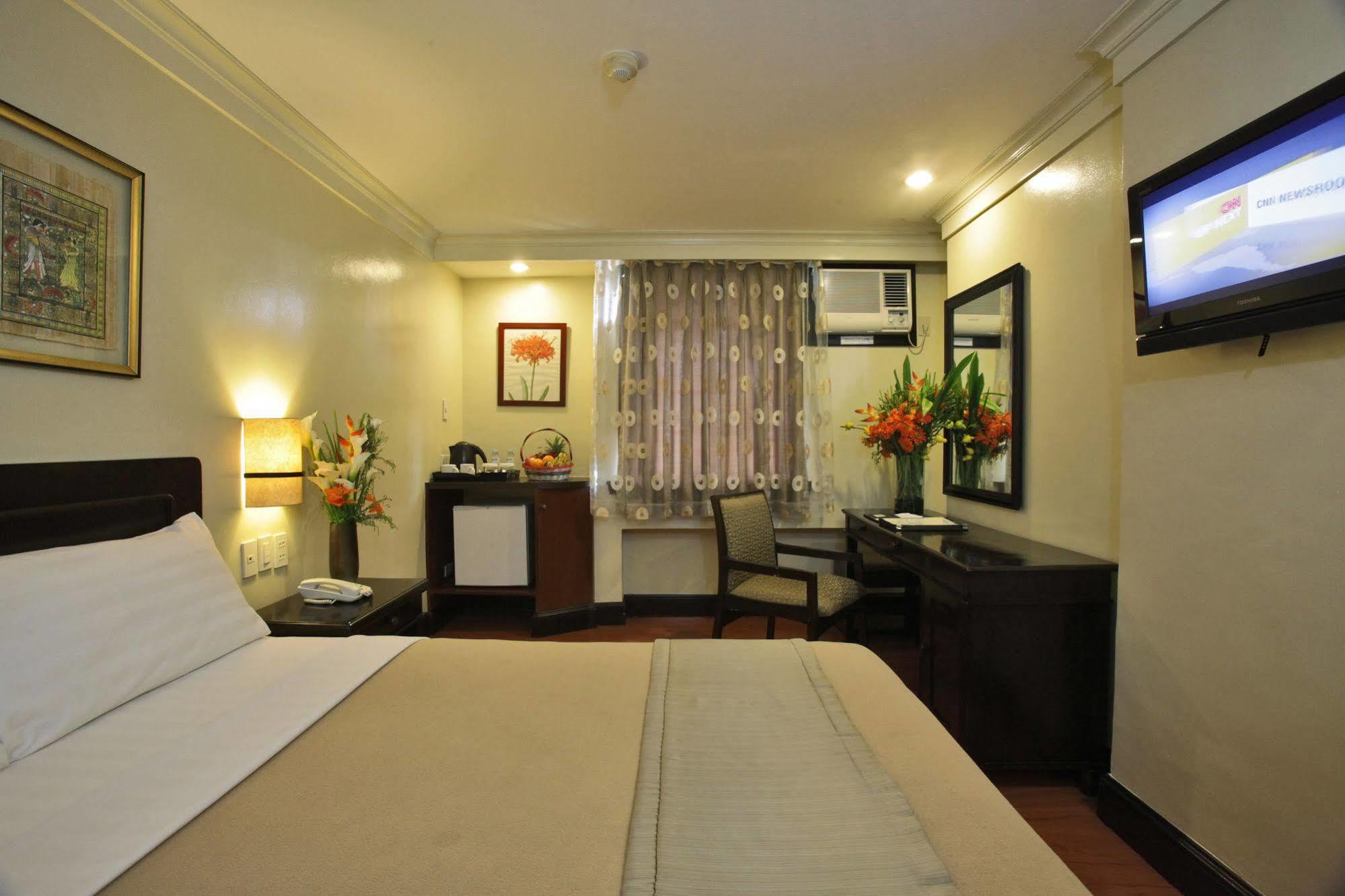 Fersal Hotel Malakas, Quezon City Cidade Quezon Exterior foto